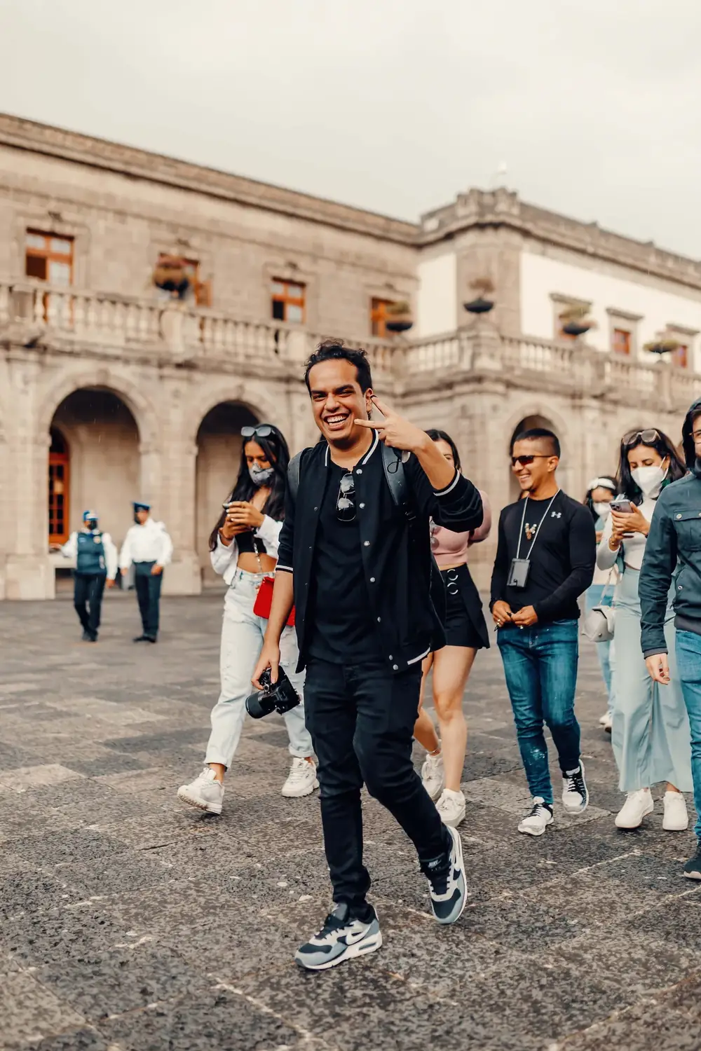 Travelers at Chapultepec Castle